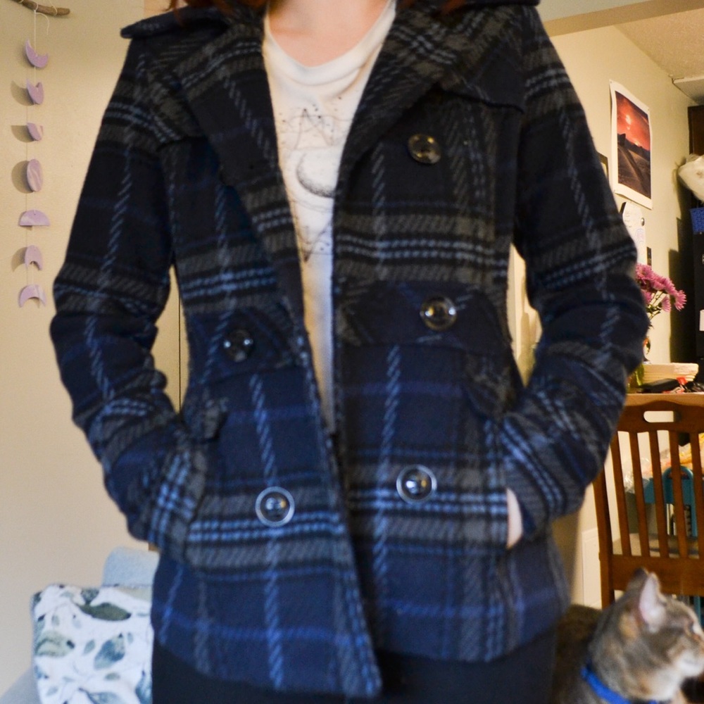 Patterned winter peacoat size s